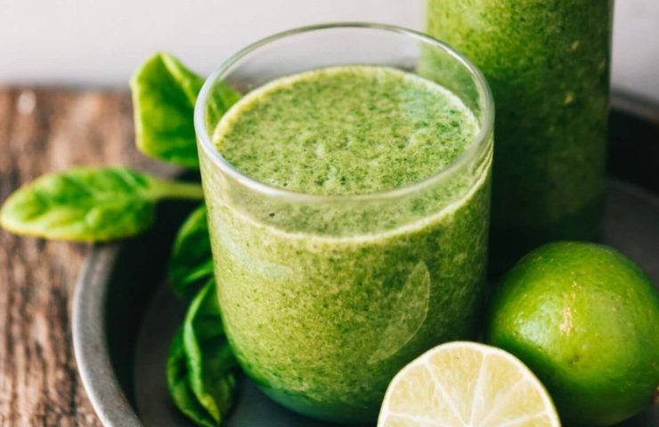 Green Smoothie im Glas