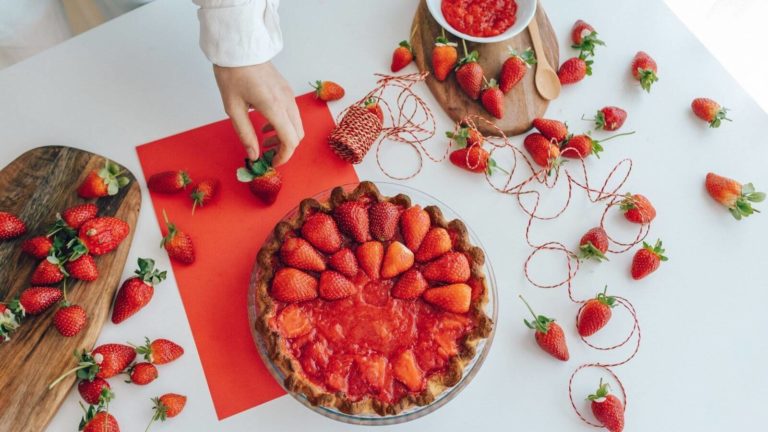 Low Carb Erdbeerkuchen vegan glutenfrei