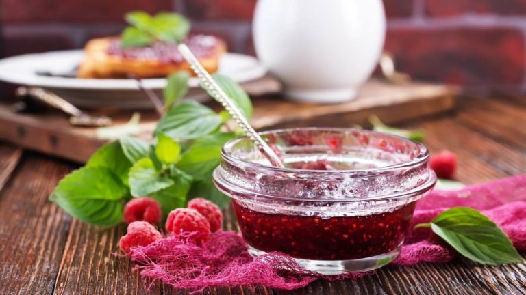 Marmelade ohne Zucker mit Himbeeren