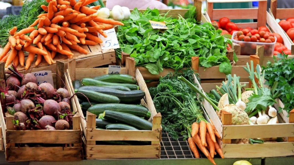 Gemüse auf Wochenmarkt