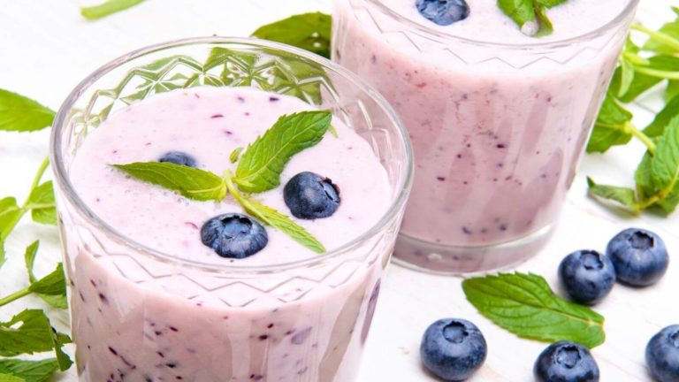 Blaubeer Kokos Smoothie